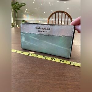 Kate Spade Cameron Slim Bifold Large Wallet Aqua and White